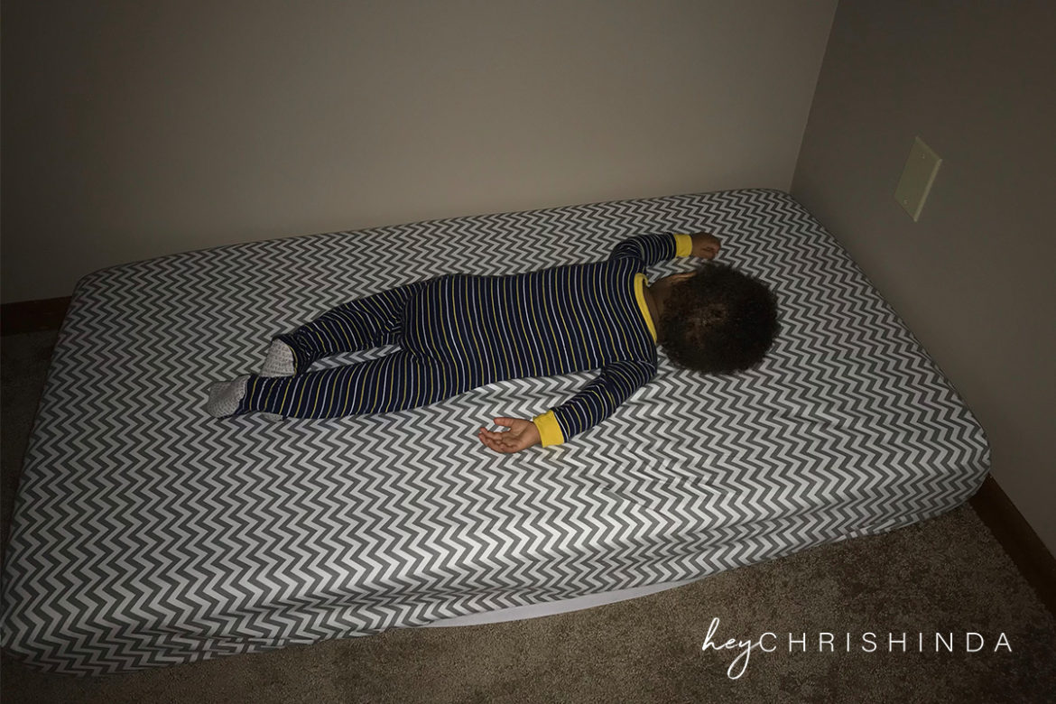 HeyChrishinda -floor bed